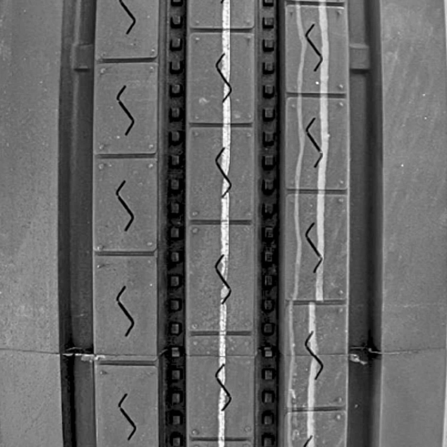 RubberMaster RM86 All Steel ST 235/85R16 131/127M G (14 Ply) 16x6 8 x 165.1 White Eight Spoke