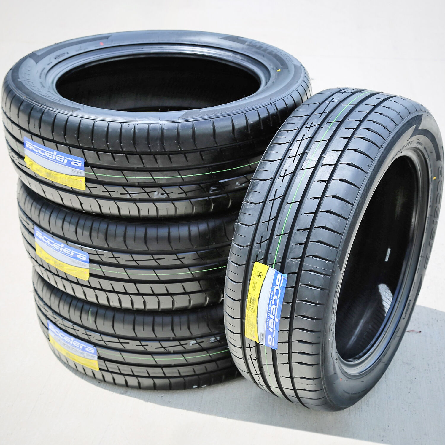 Accelera Iota ST68 265/60R18 114V XL