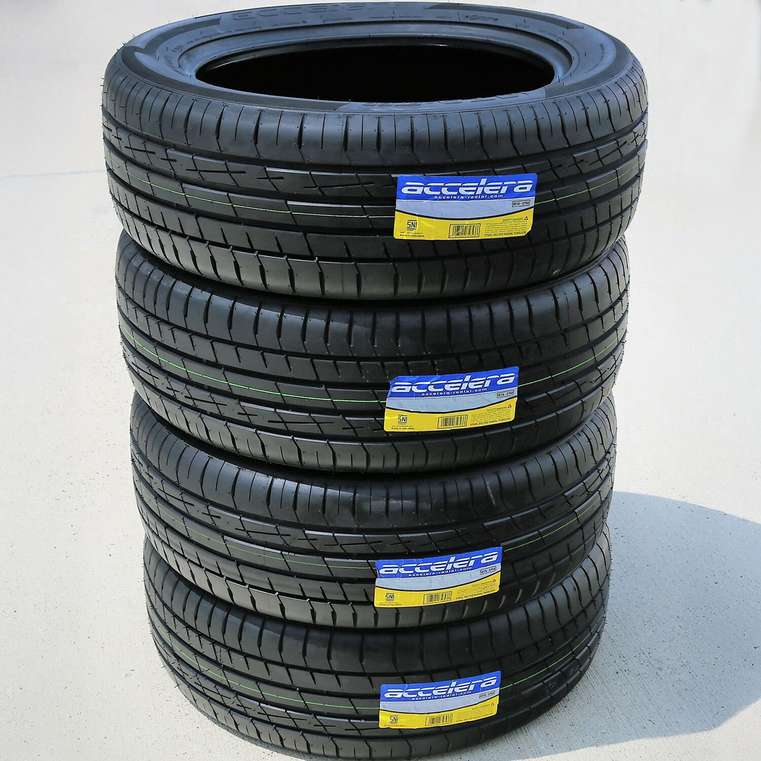 Accelera Iota ST68 265/60R18 114V XL