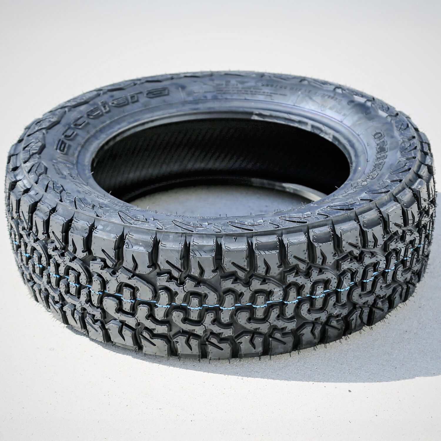 Accelera Omikron C/T LT 225/65R17 107/103Q D (8 Ply)