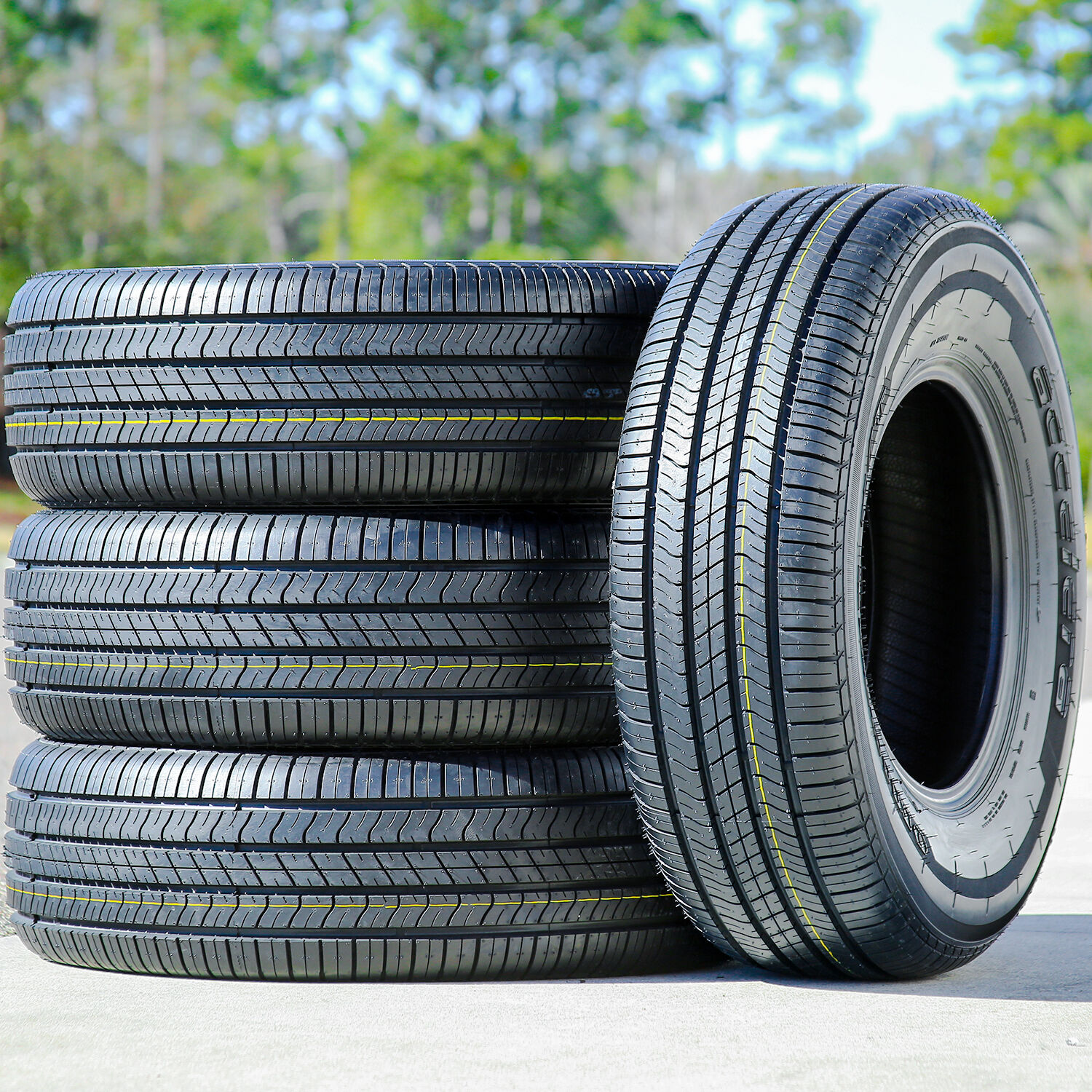 Accelera Omikron H/T 235/65R17 104H