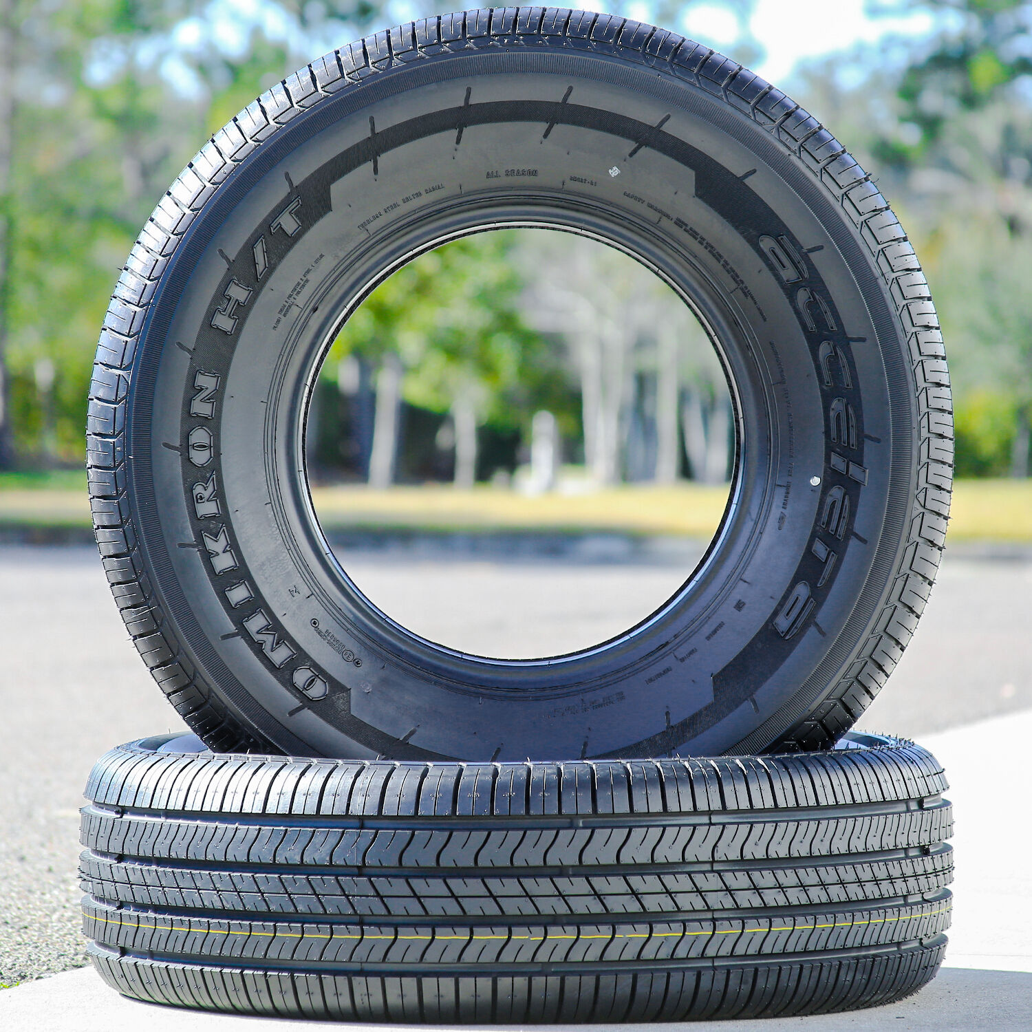 Accelera Omikron H/T 235/65R17 104H