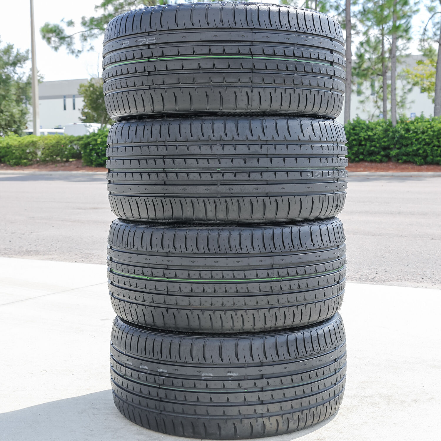 Accelera Phi 2 275/35R20 ZR 102Y XL