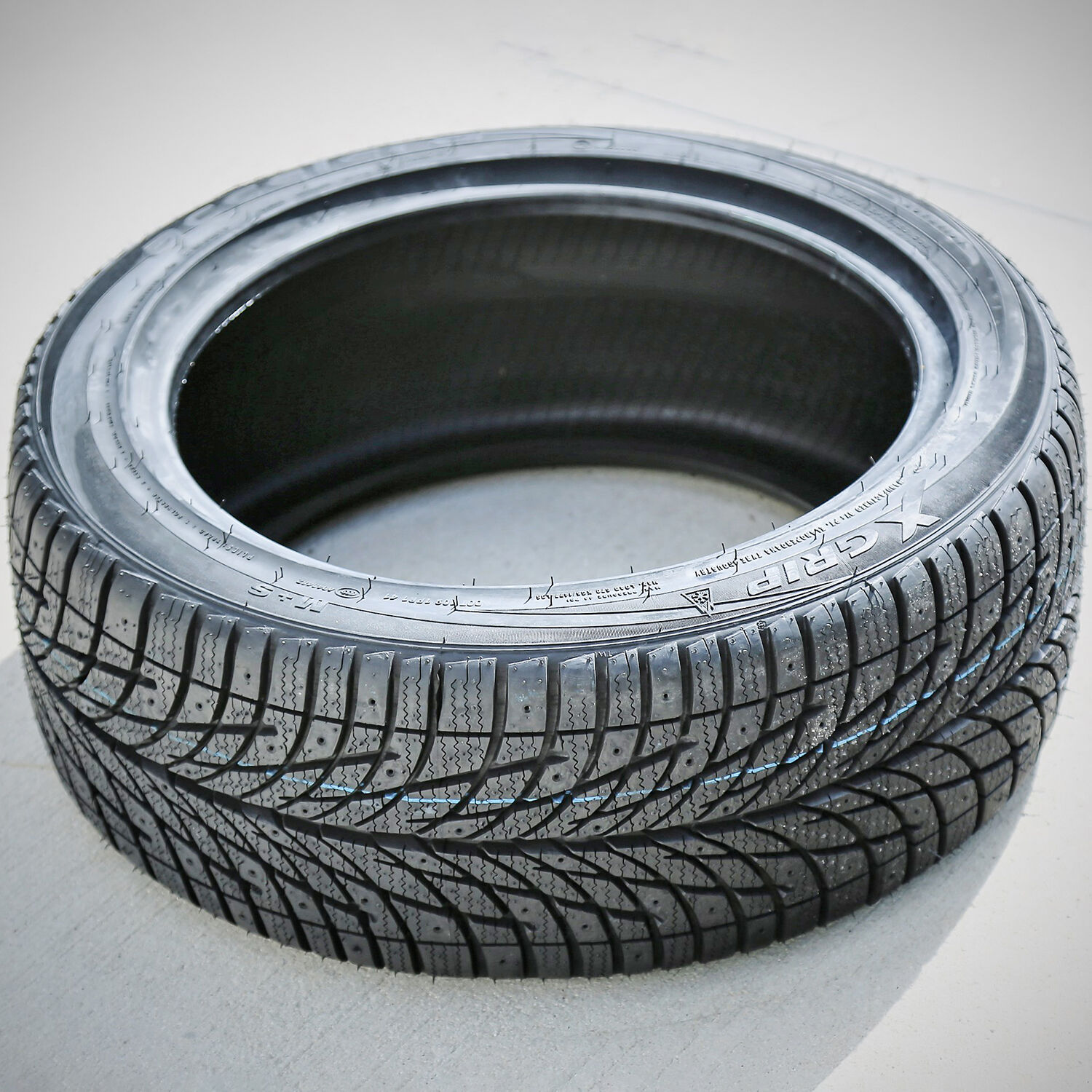 Set of 4 Accelera X-Grip 225/50R17 98V XL