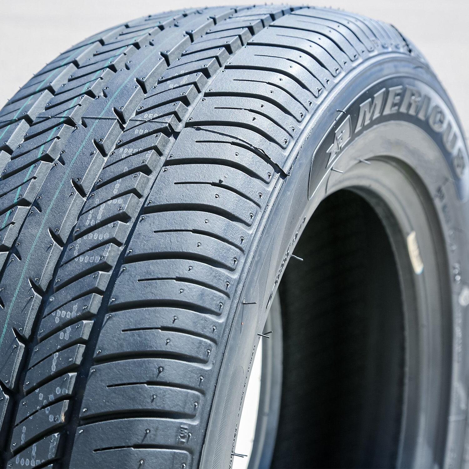 Americus Touring Plus 175/65R14 82H