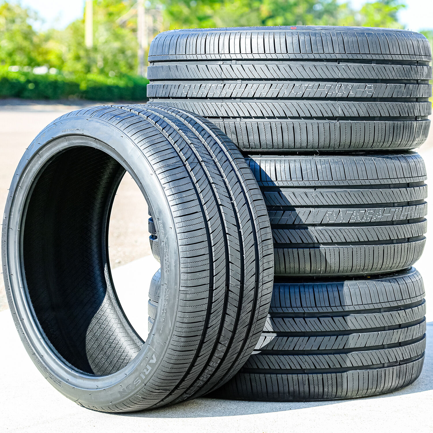 Arisun Aggressor ZS03 245/40R19 ZR 98W XL