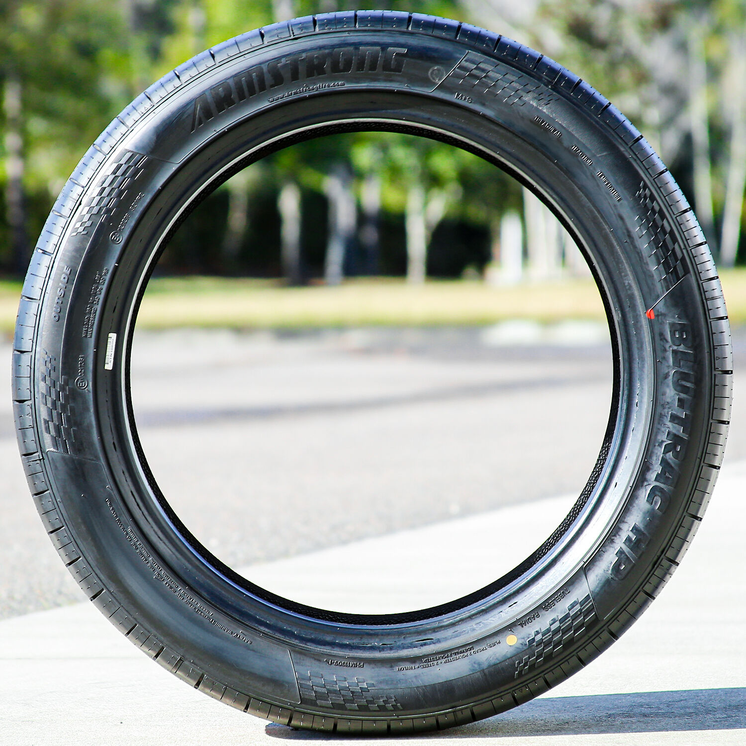 Armstrong Blu-Trac HP 215/55R16 97W XL