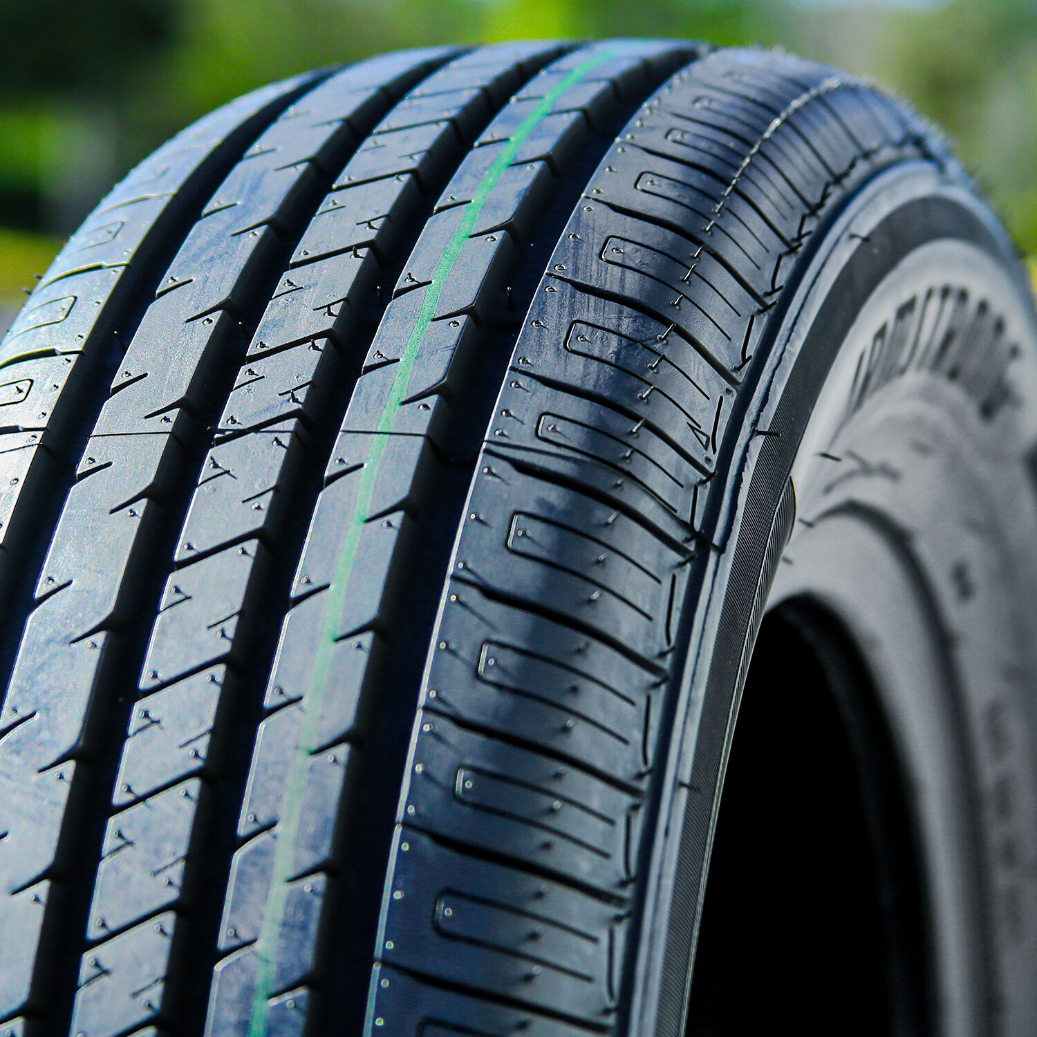 Set Of 4 Armstrong Blu-Trac PC 155/65R13 73T