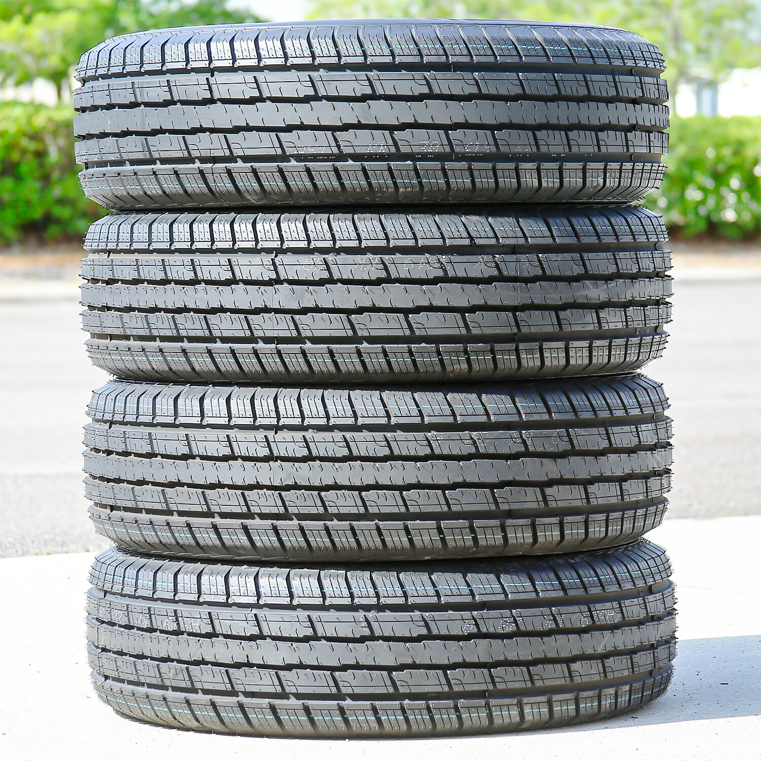 Set Of 4 Arroyo Eco Pro H/T 2 245/70R17 119S