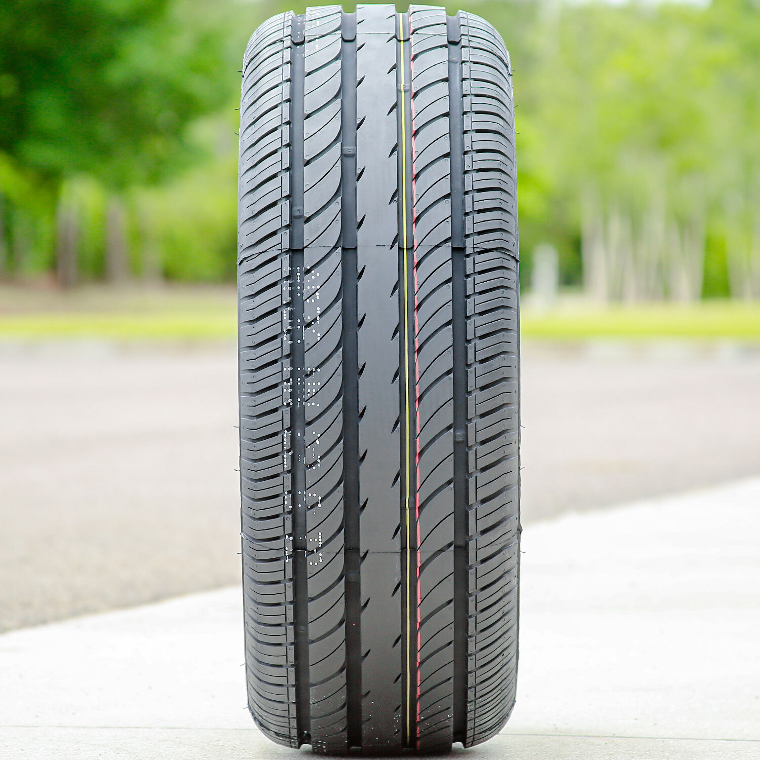 Arroyo Grand Sport 2 245/45R20 99W