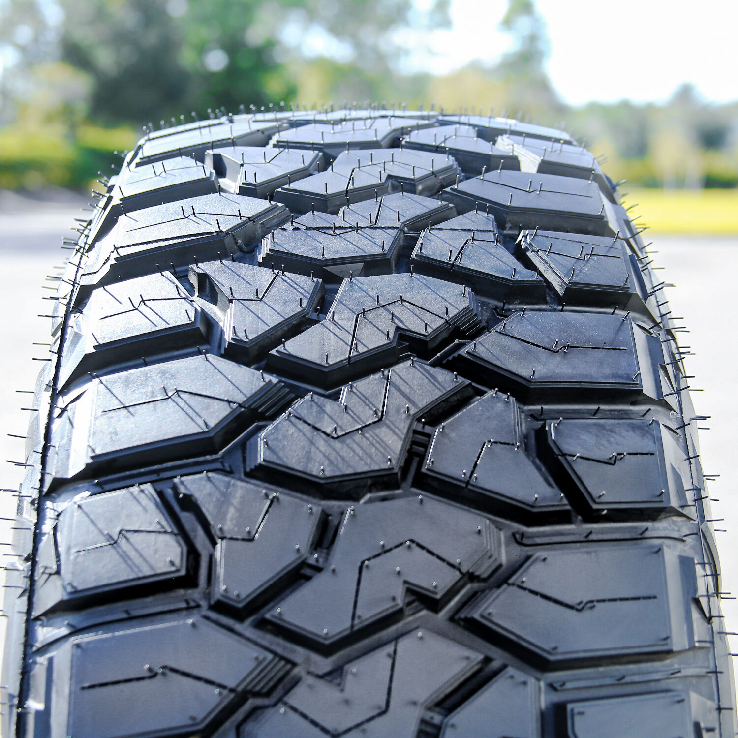Arroyo Tamarock R/T LT 37X12.50R20 128Q F (12 Ply)