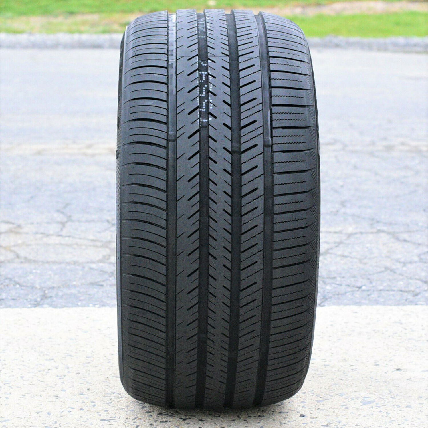 Atlas Tire Force UHP 245/45R20 ZR 103Y XL