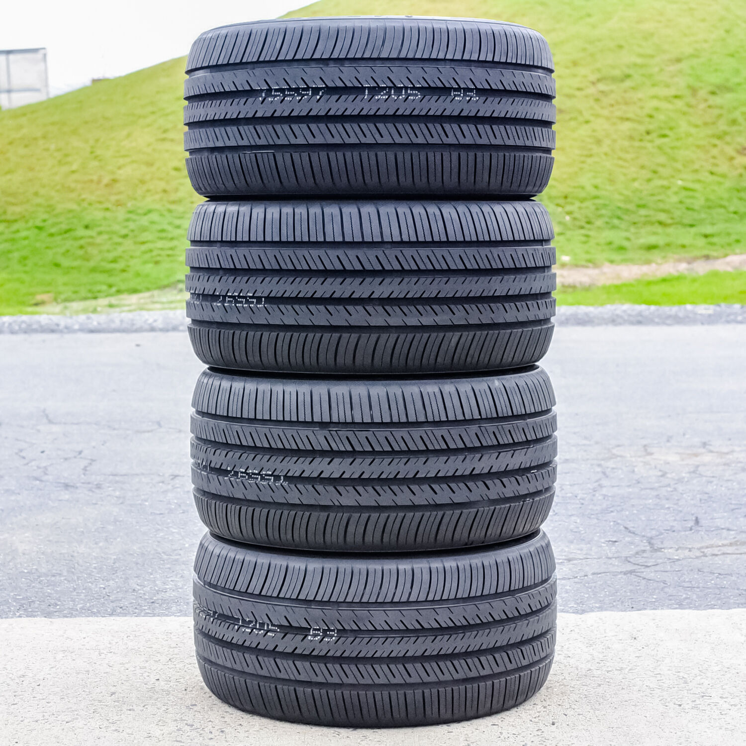 Atlas Tire Force UHP 225/45R19 96Y XL