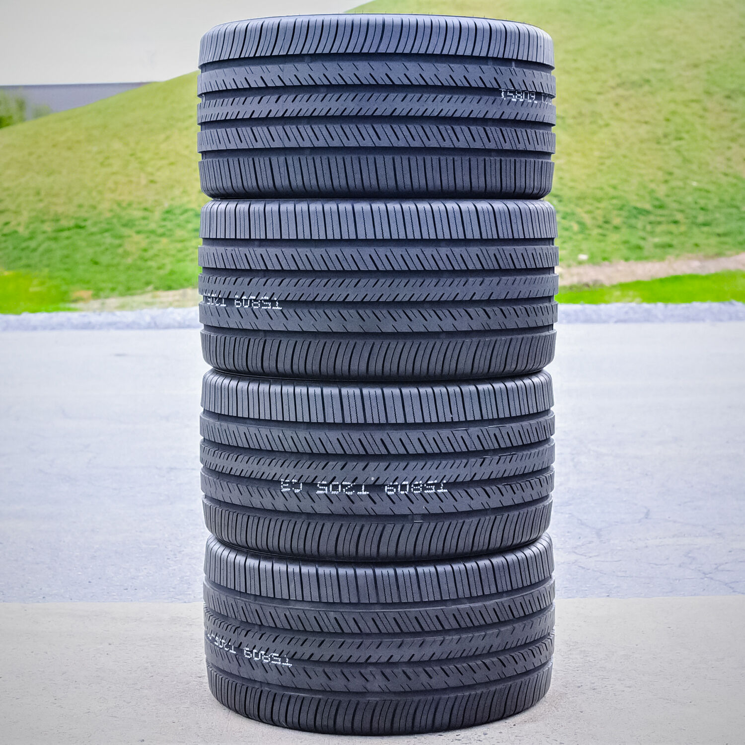 Atlas Force UHP 295/40R20 110W
