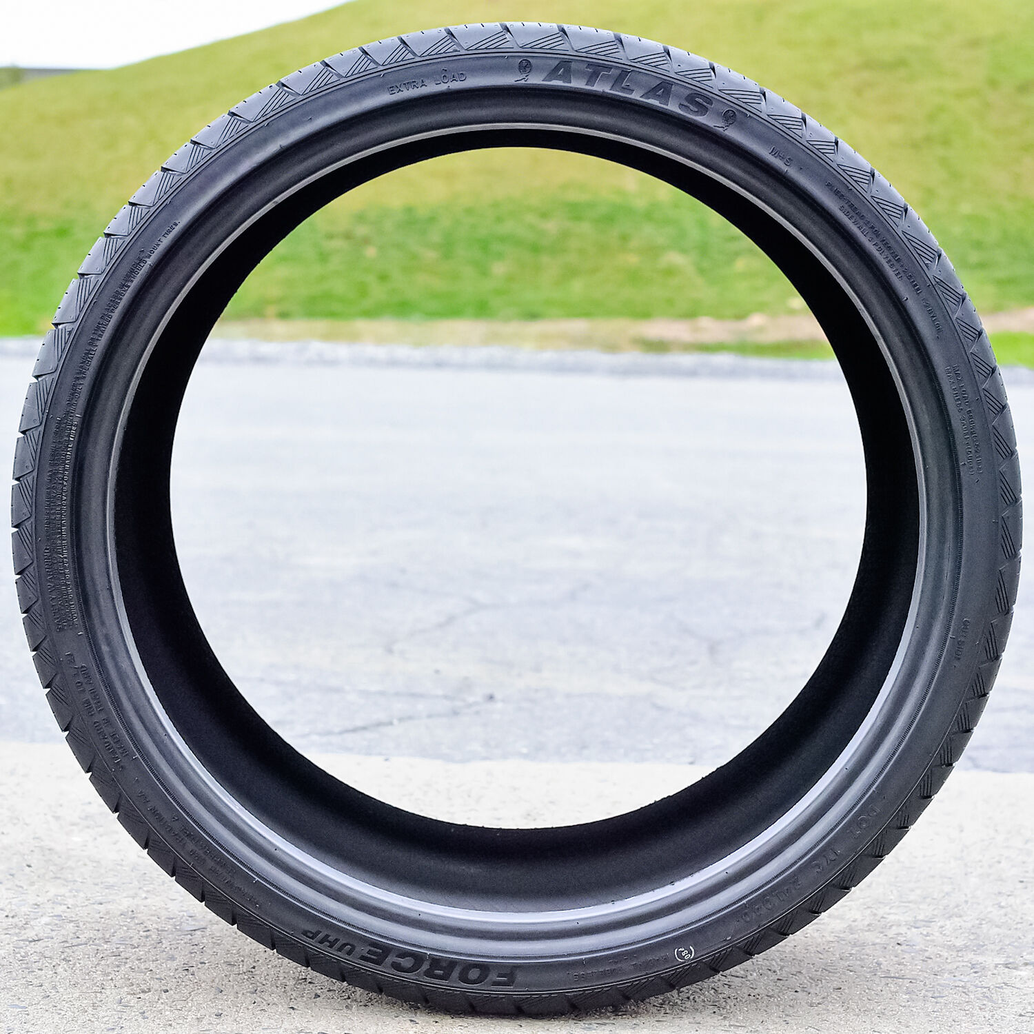 Atlas Force UHP 295/40R20 110W