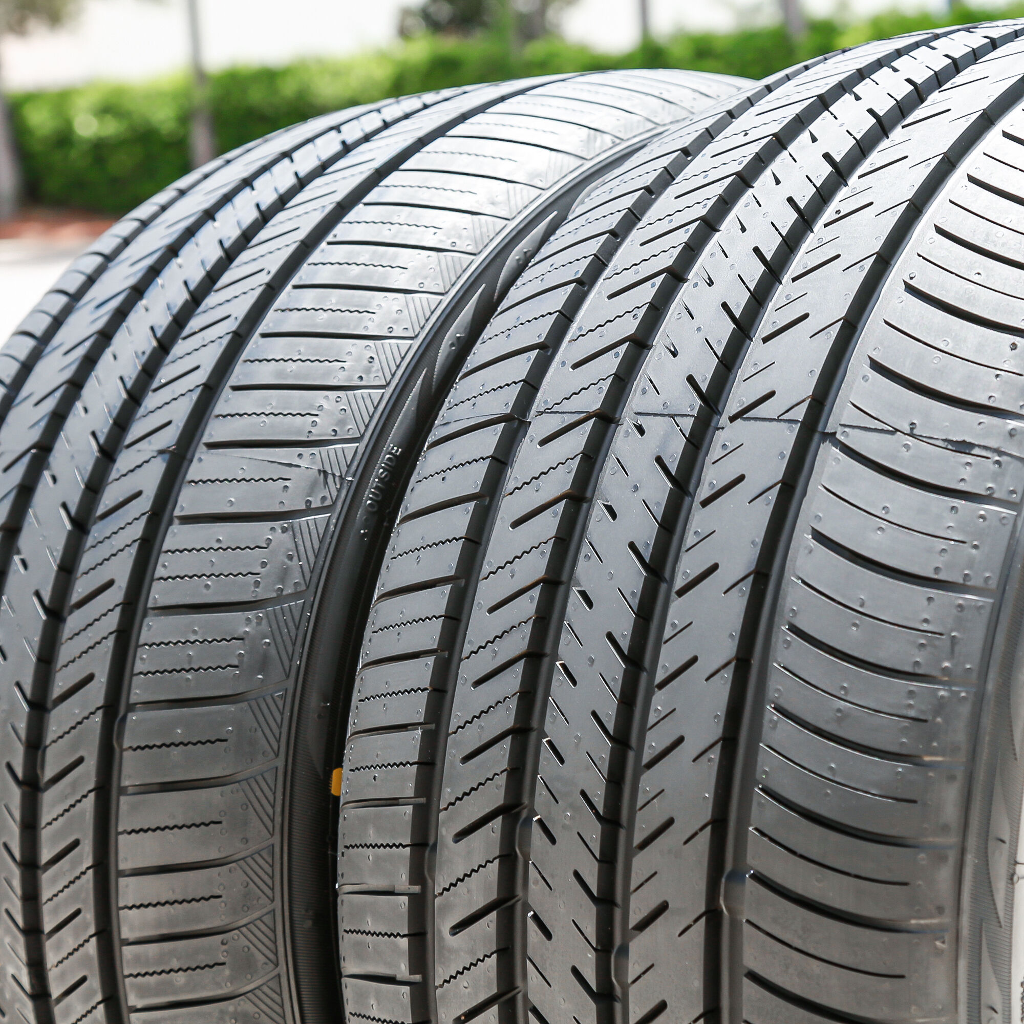 Atlas Tire Force UHP 275/35R18 95Y