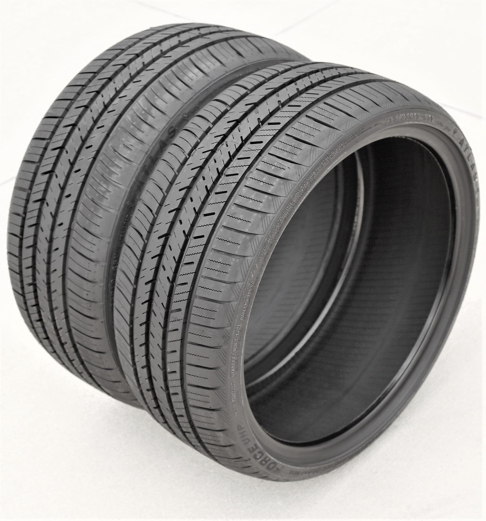 Atlas Tire Force UHP 215/35R19 85V XL