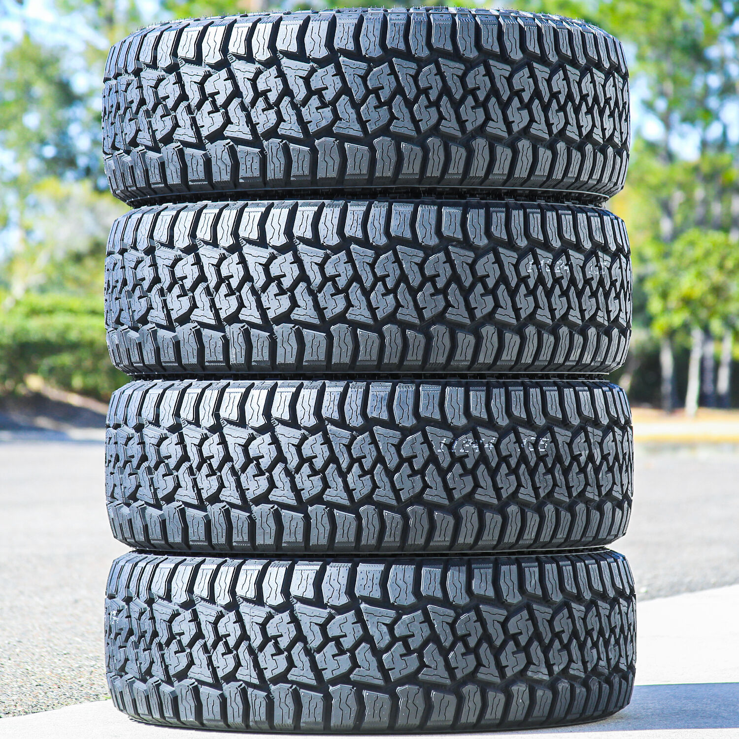 Atlas Priva R/T LT 275/65R18 123/120Q E (10 Ply)