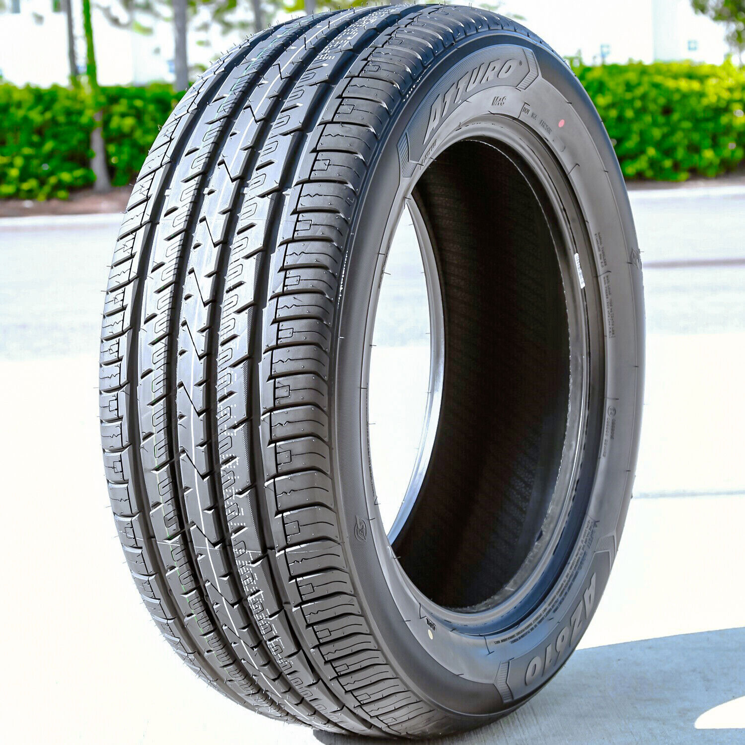 Atturo AZ610 275/55R20 117V XL