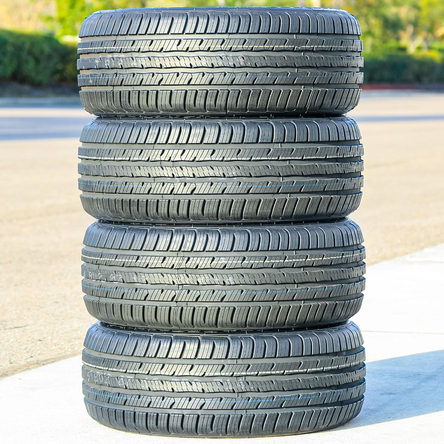 BFGoodrich Advantage Control 235/65R17 104V