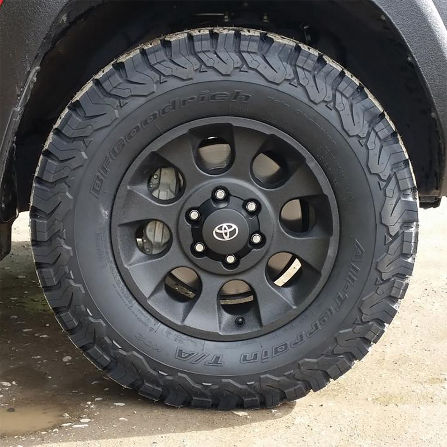 BFGoodrich All-Terrain T/A KO2