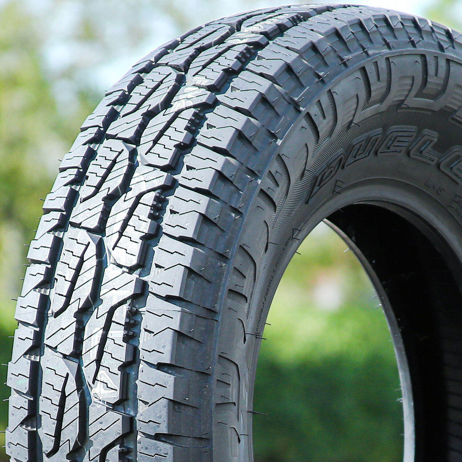 Bridgestone Dueler A/T REVO 3 275/55R20 111T