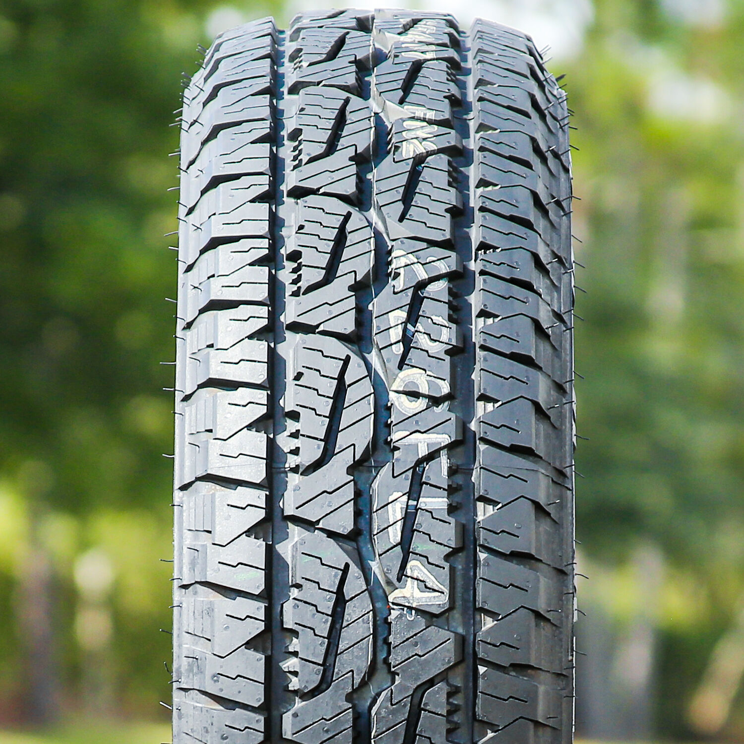 Bridgestone Dueler A/T REVO 3 275/55R20 111T
