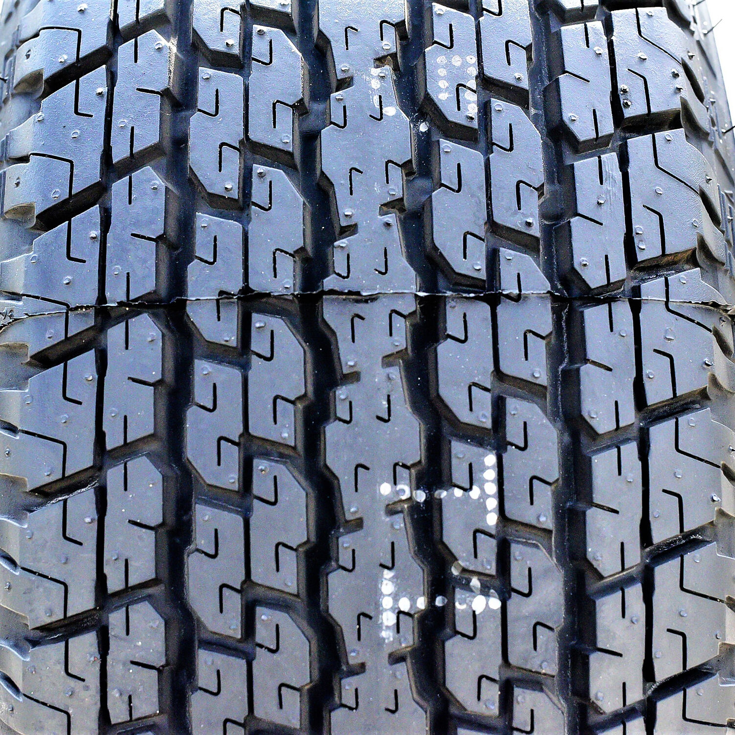 Bridgestone Dueler H/T 840 265/60R18 109H