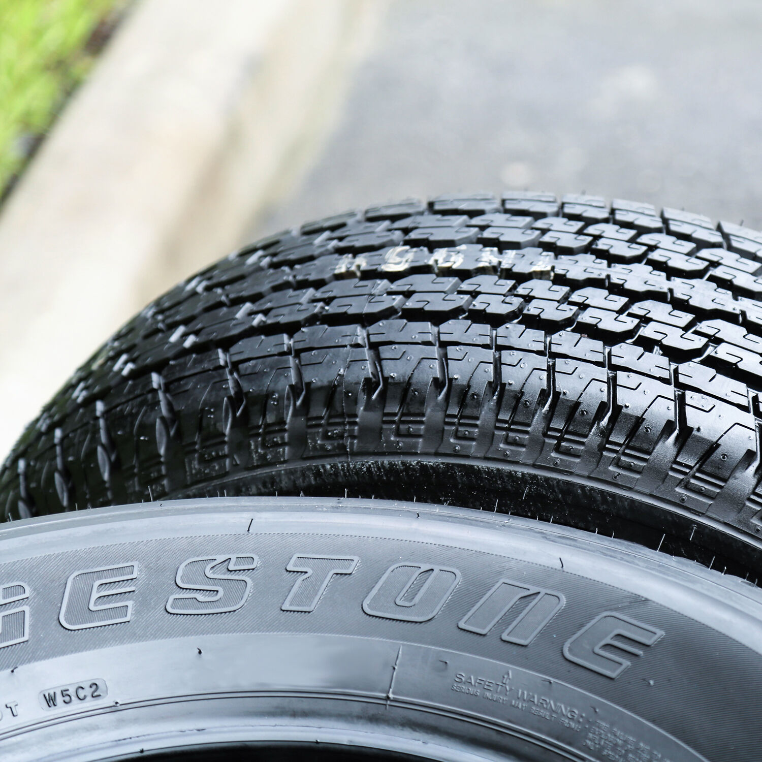Bridgestone Dueler H/T 840 265/60R18 109H