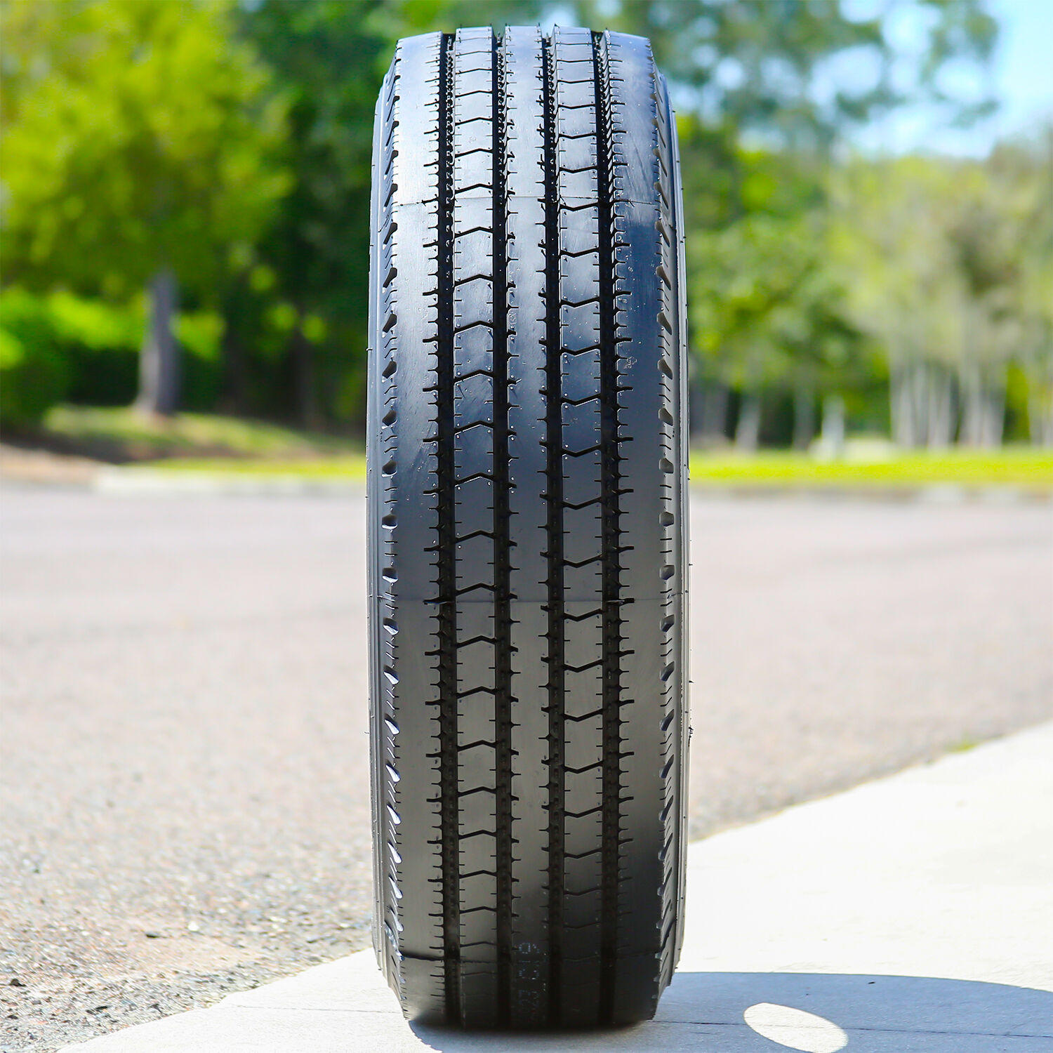 Cargo Max RT809 ST 235/85R16 133/128M H (16 Ply) (DT)