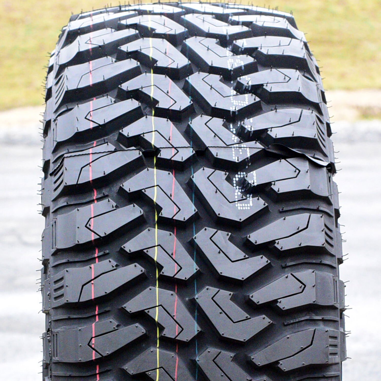 Centennial Dirt Commander M/T LT 33X12.50R15 108Q C (6 Ply)