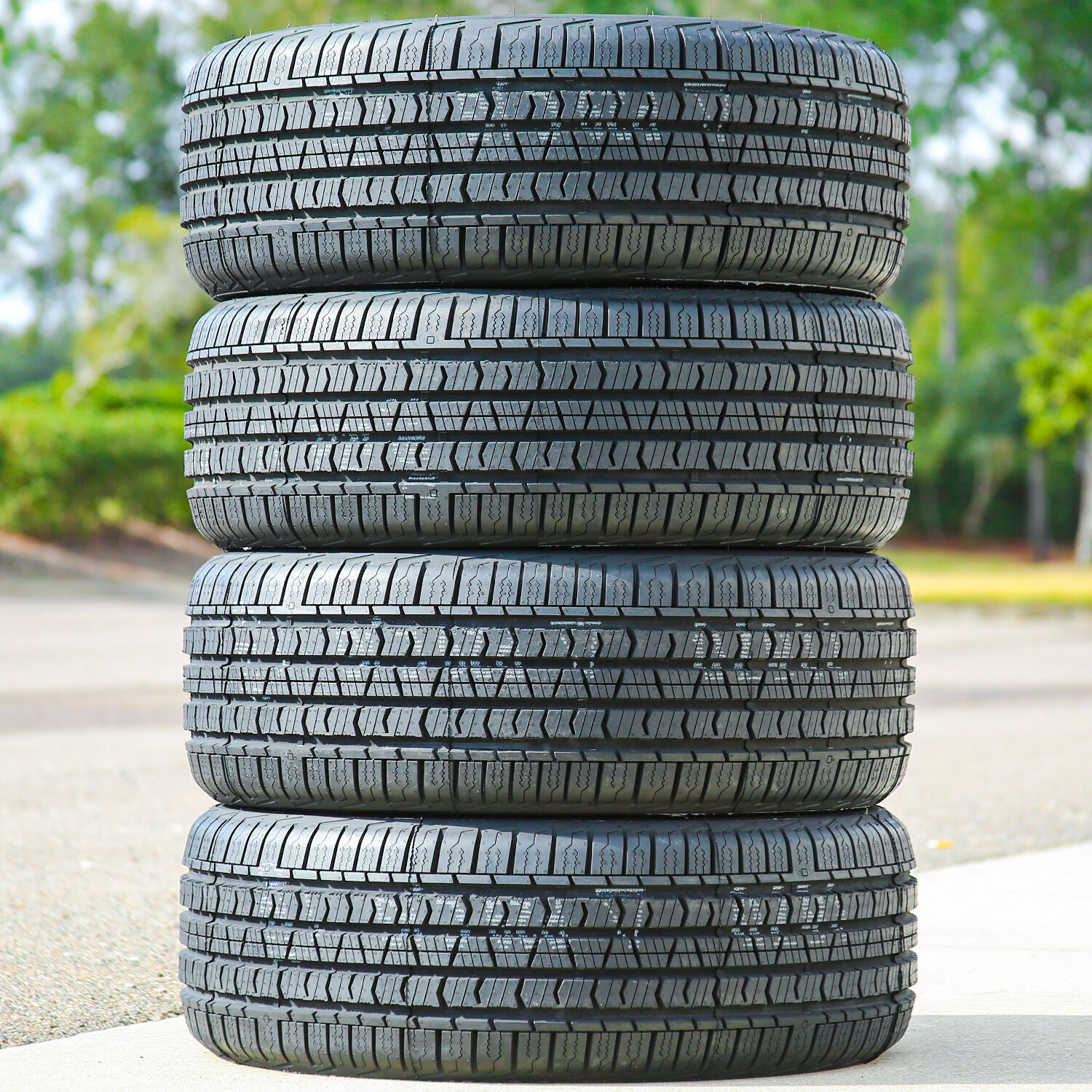 Cooper Discoverer EnduraMax 235/65R17 104H