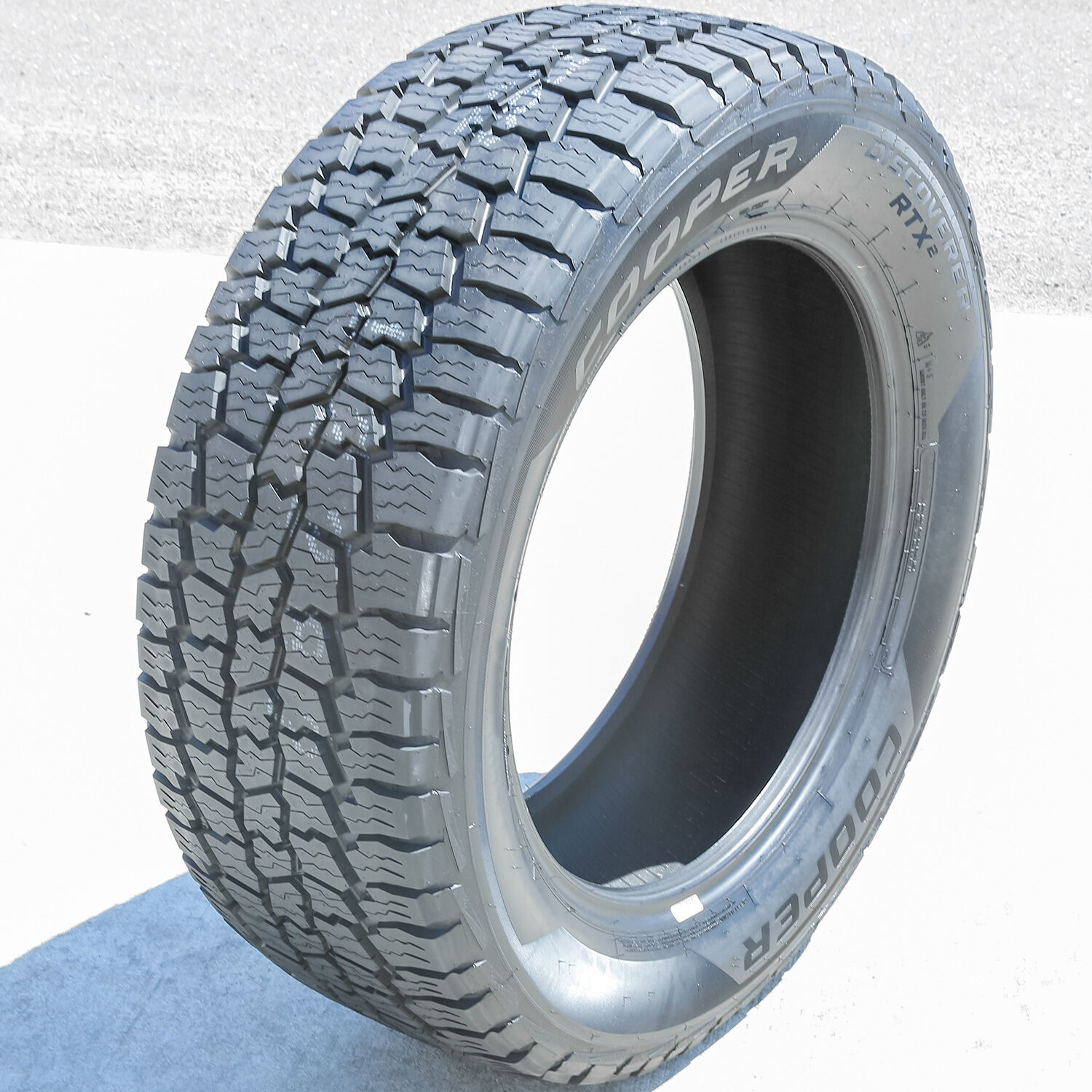 Cooper Discoverer RTX2