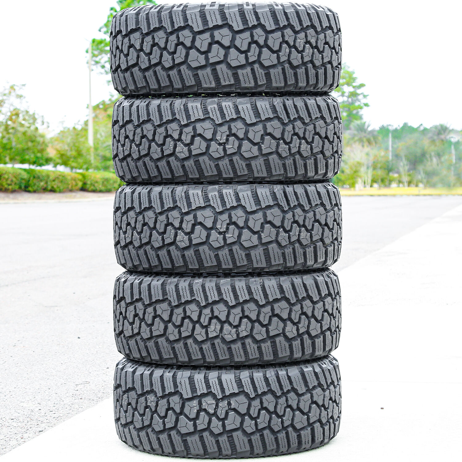 Cooper Discoverer Rugged Trek 265/70R16 112T