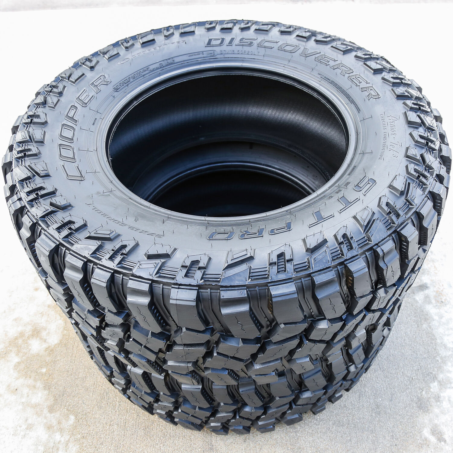Cooper Discoverer STT Pro LT 37X13.50R20 127Q E (10 Ply)