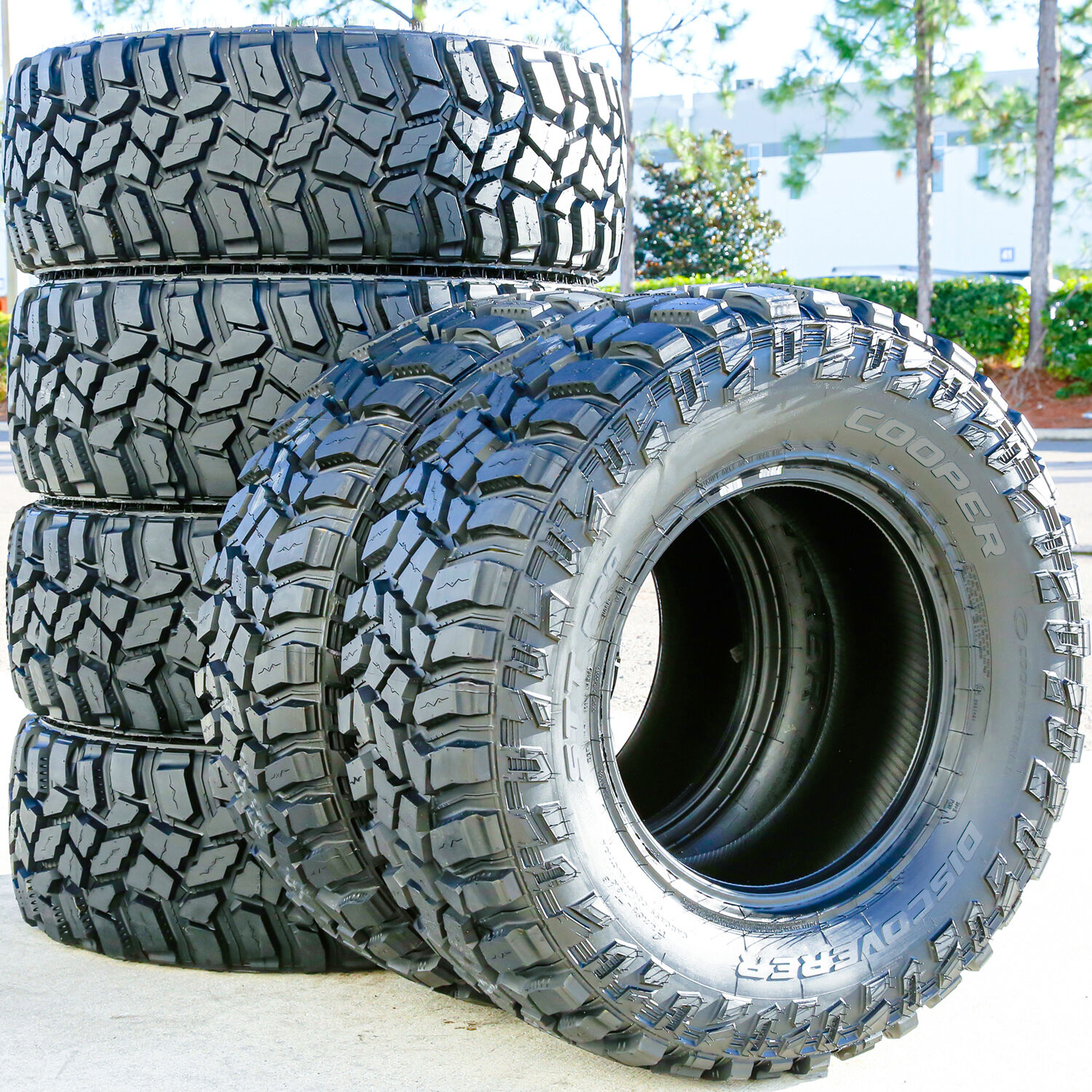 Cooper Discoverer STT Pro LT 37X13.50R20 127Q E (10 Ply)