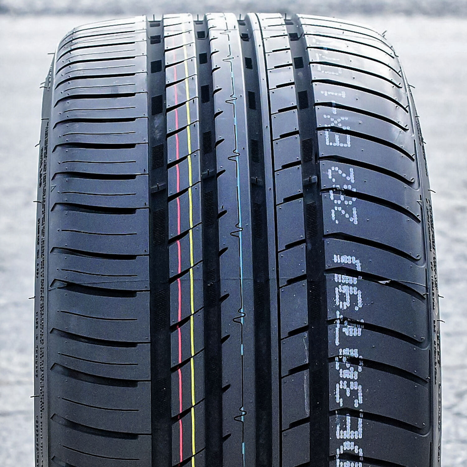 Cosmo MuchoMacho 255/35R20 ZR 97Y XL