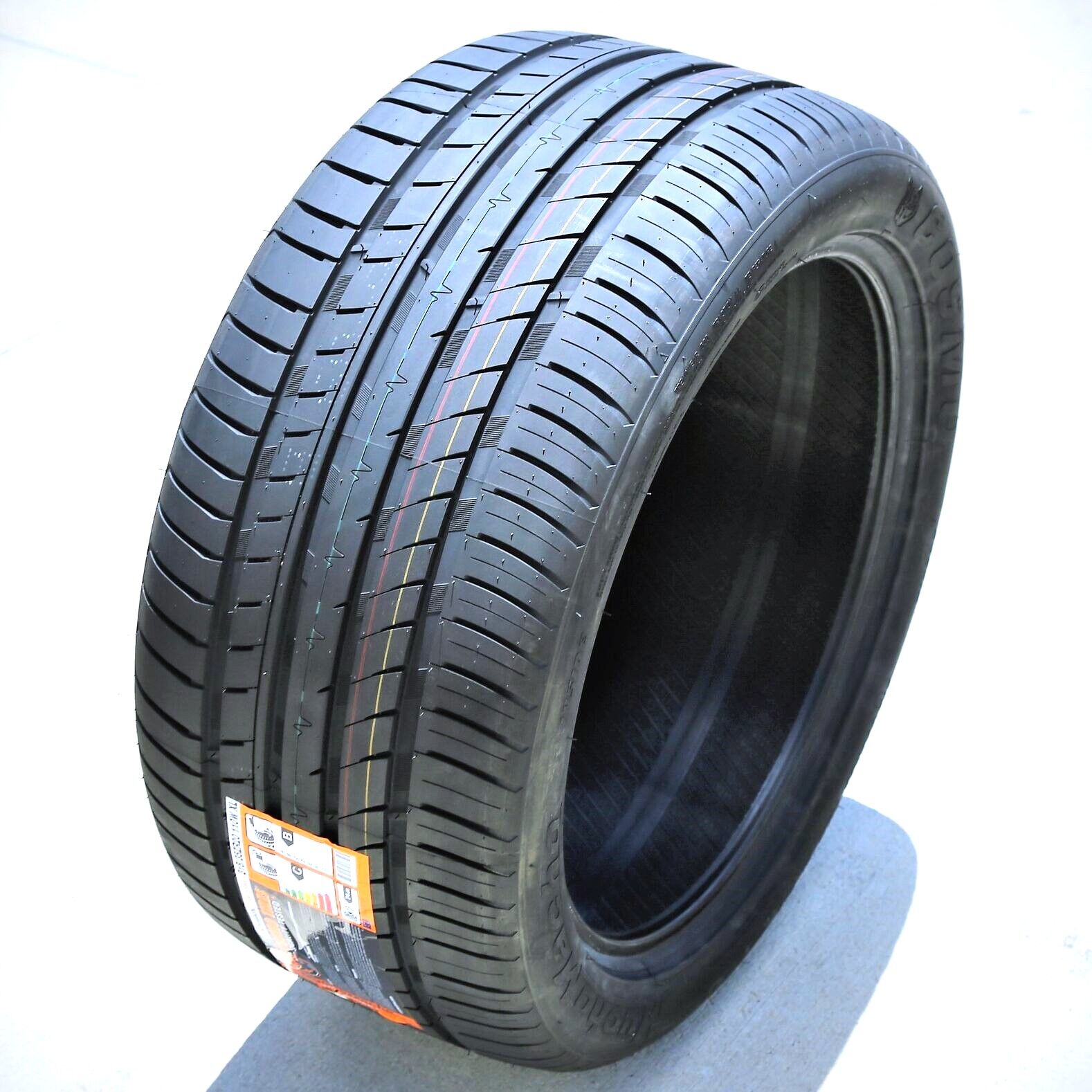 Cosmo MuchoMacho 315/35R20 ZR 110W XL