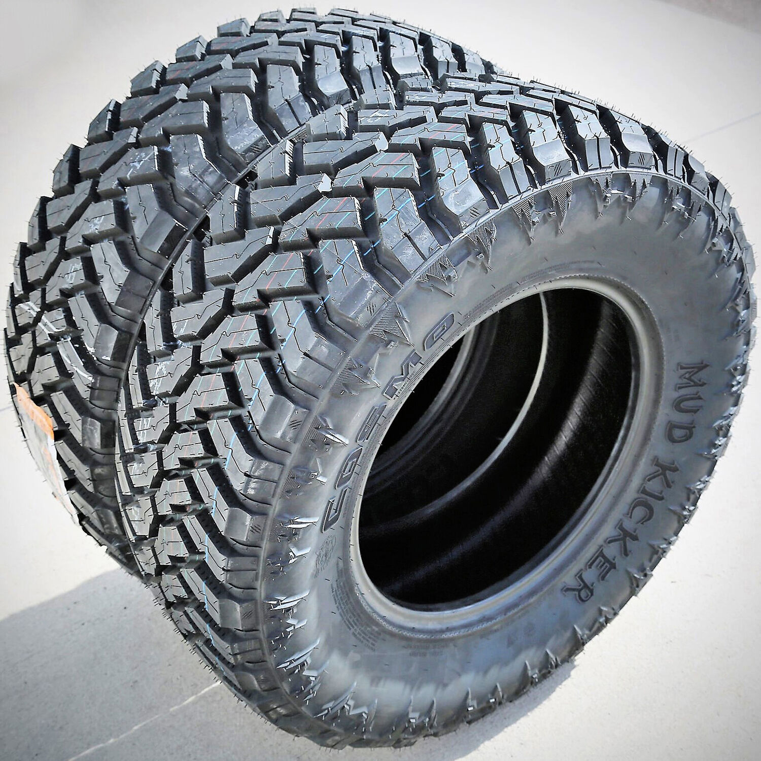 Cosmo Mud Kicker LT 305/55R20 125/122Q F (12 Ply)