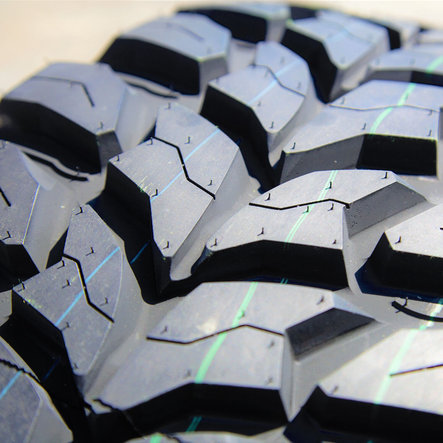 Crosswind M/T LT 33X12.50R15 108Q C (6 Ply)