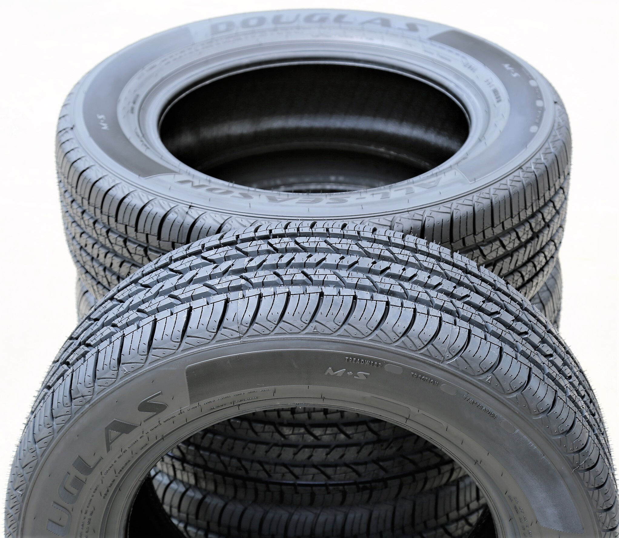Douglas All-Season 215/70R15 98T