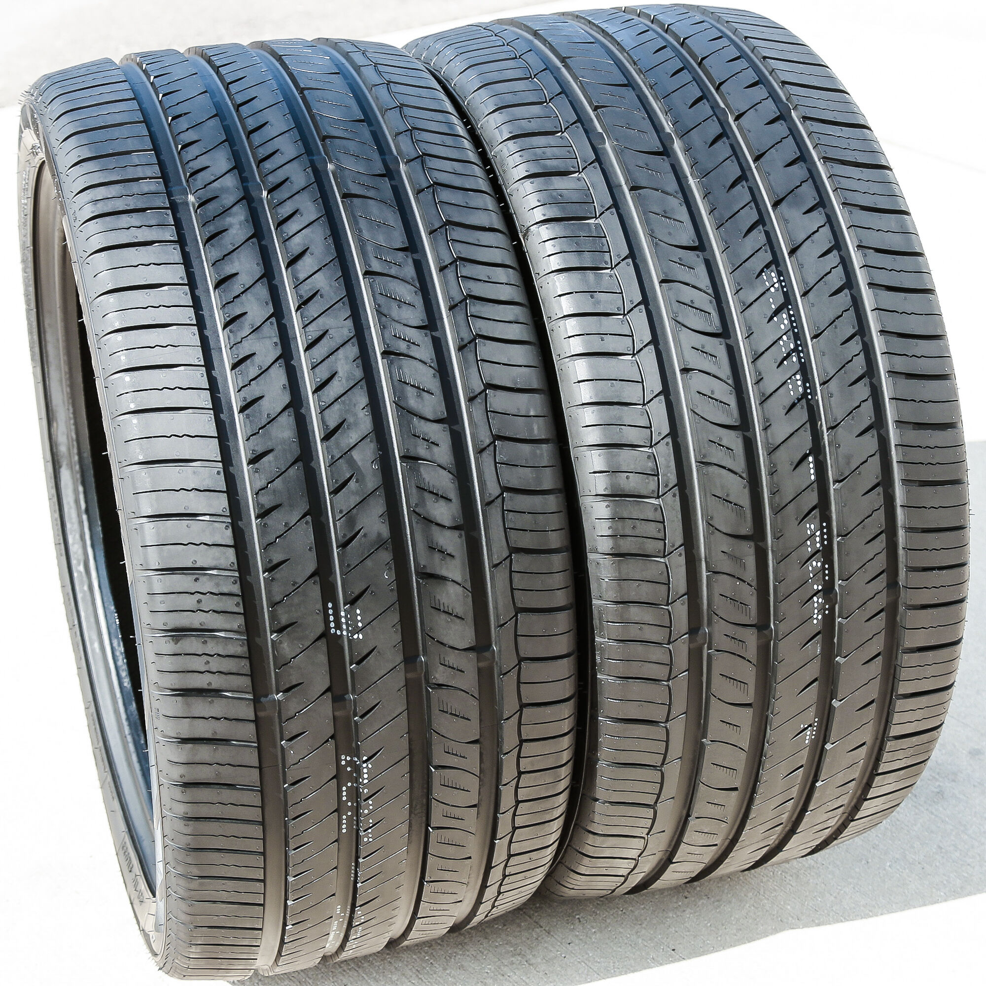 Evoluxx Capricorn UHP 255/35R20 97W XL