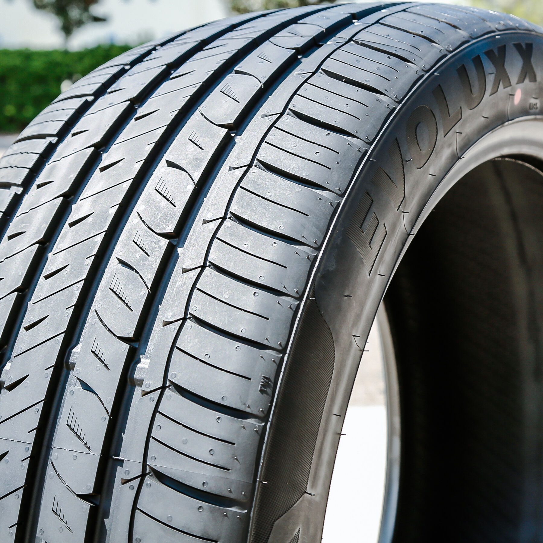 Evoluxx Capricorn UHP 285/45R22 114W XL