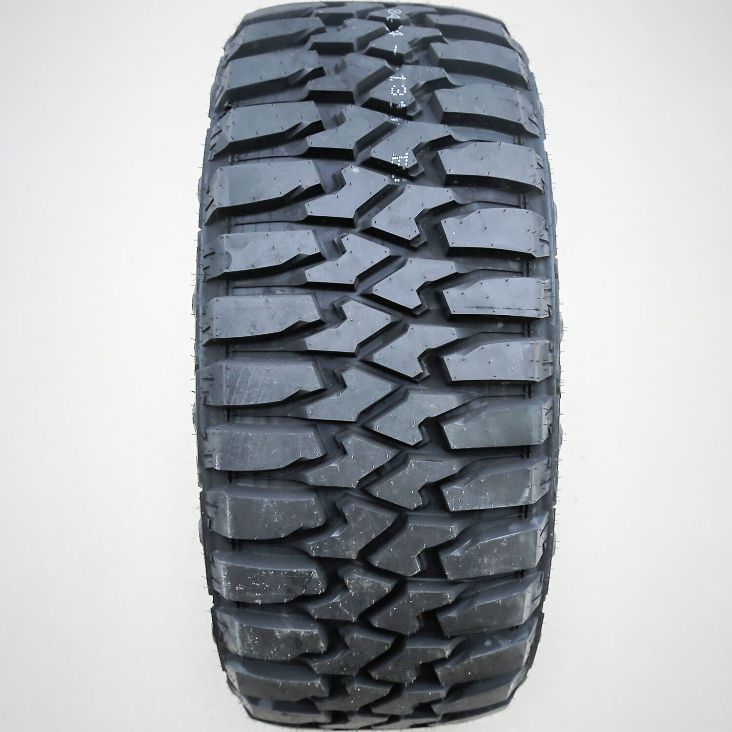 Evoluxx Rotator M/T LT 37X13.50R24 124Q F (12 Ply)