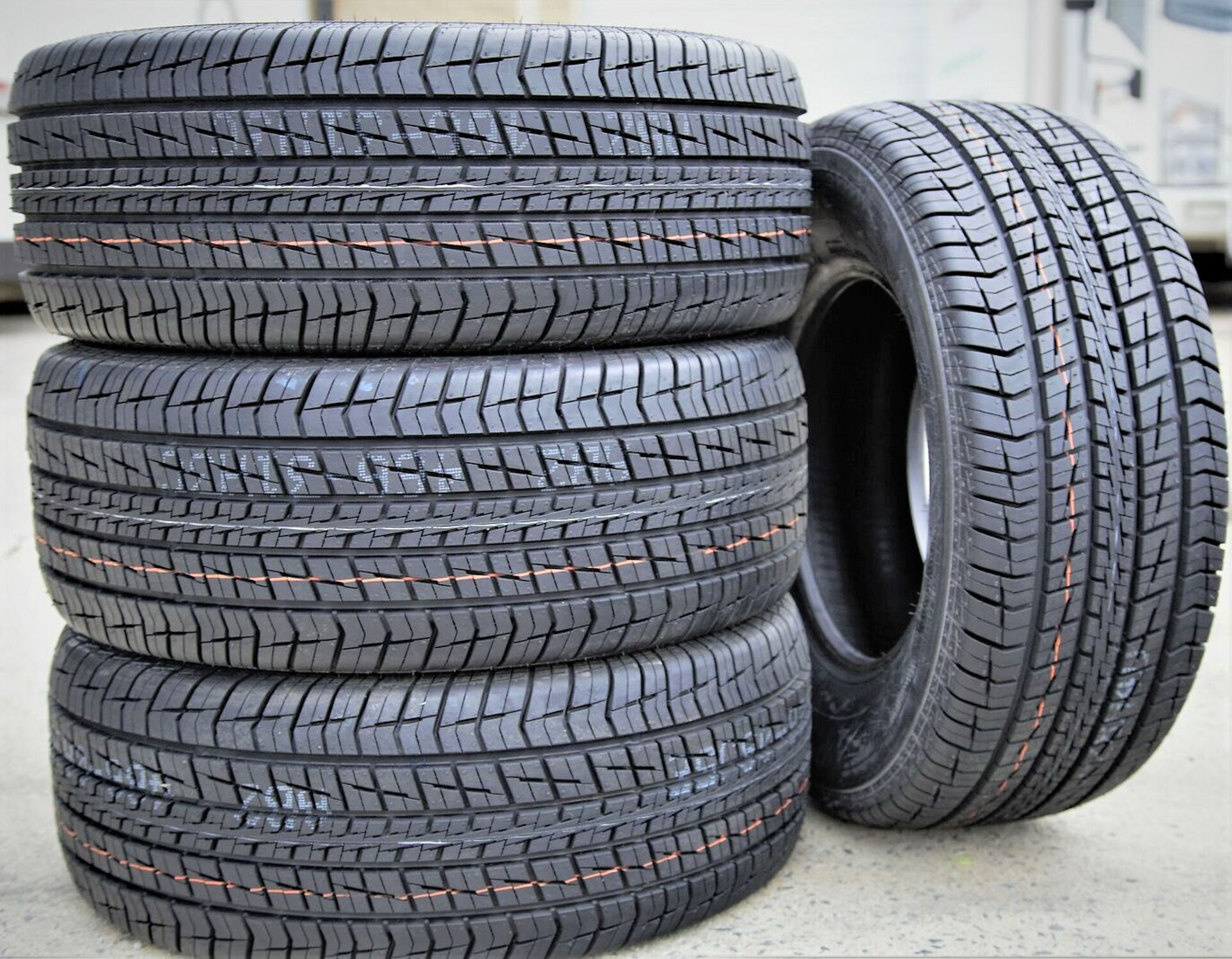 Firestone Firehawk Indy 500 235/60R15 98S