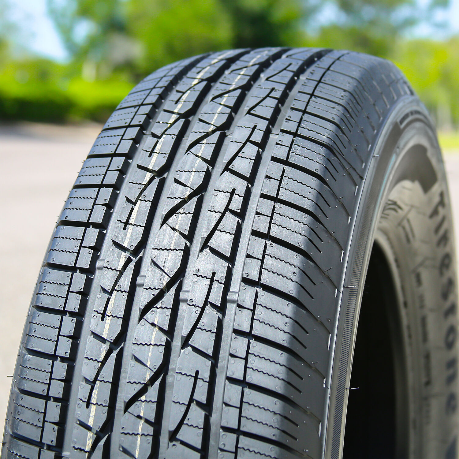 Firestone HLT 235/65R17 104H