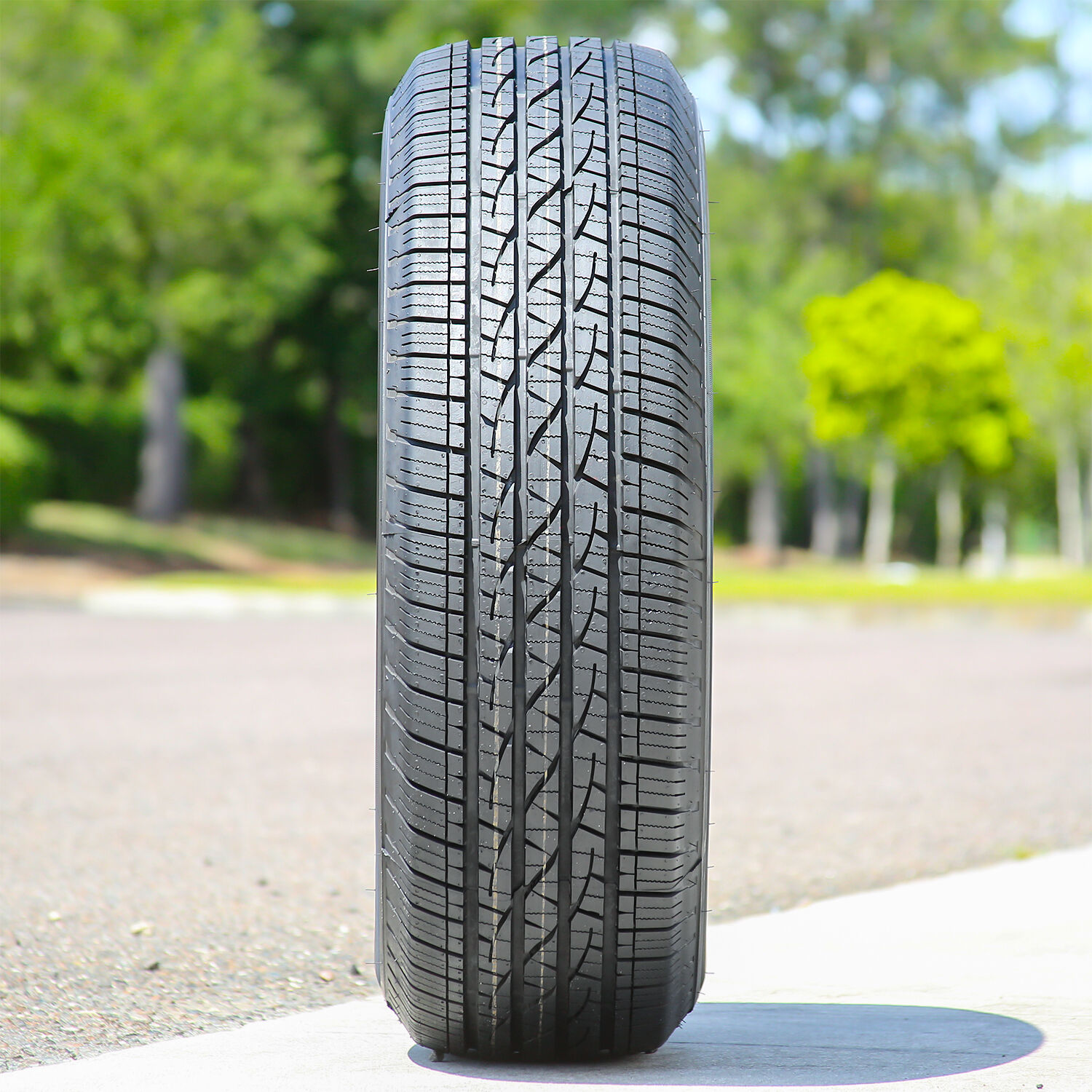Firestone HLT 235/65R17 104H