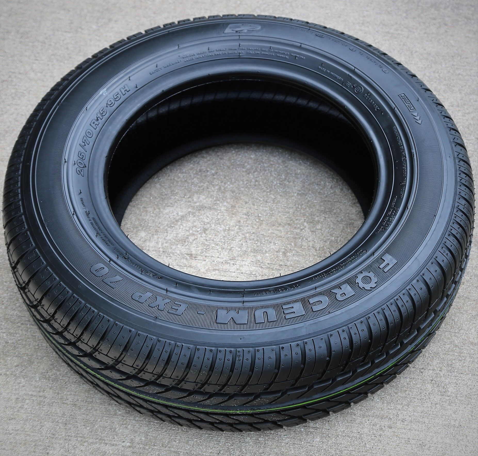 Forceum EXP 70 205/70R15 95H - prioritytire.com