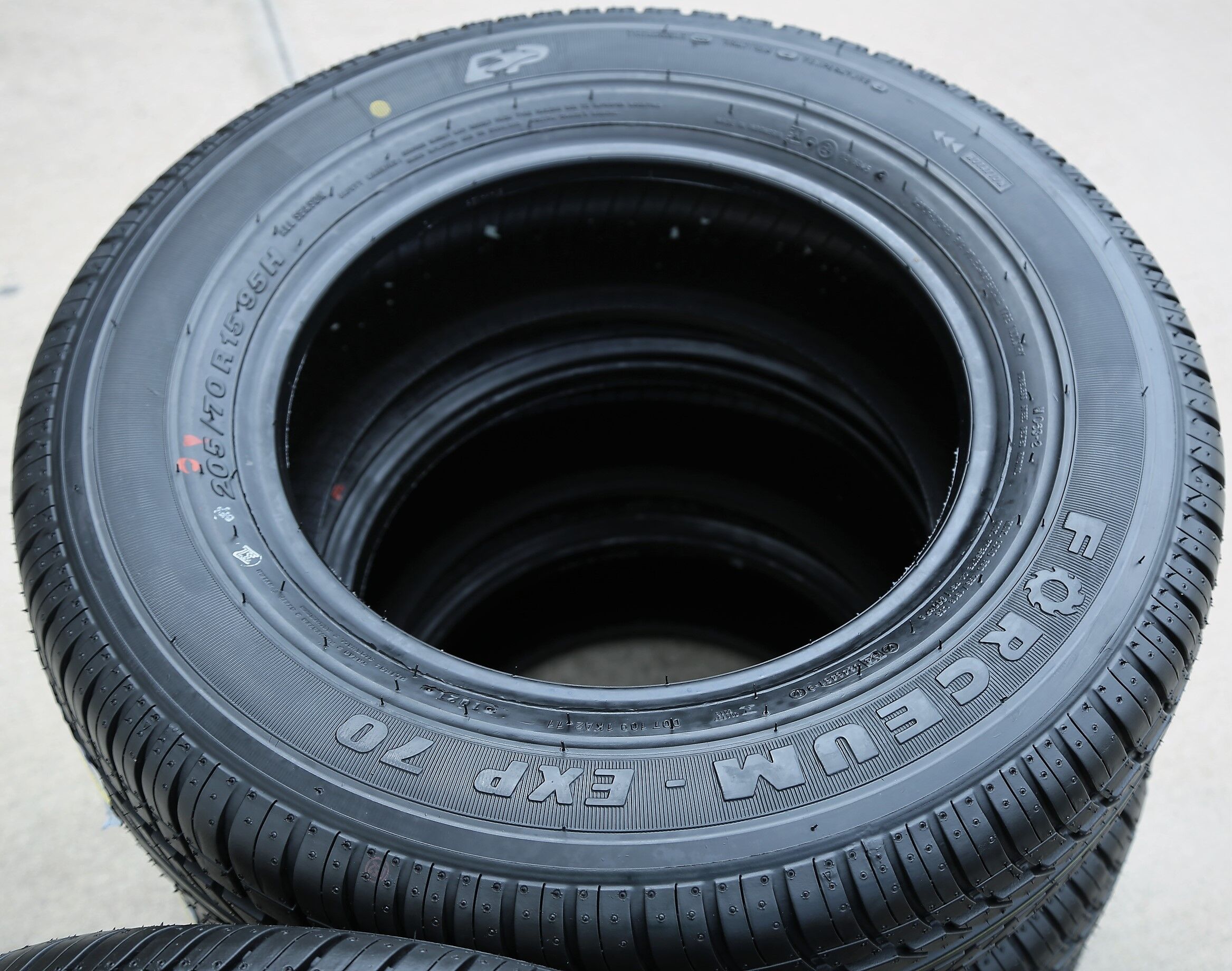 Forceum EXP 70 205/70R15 95H