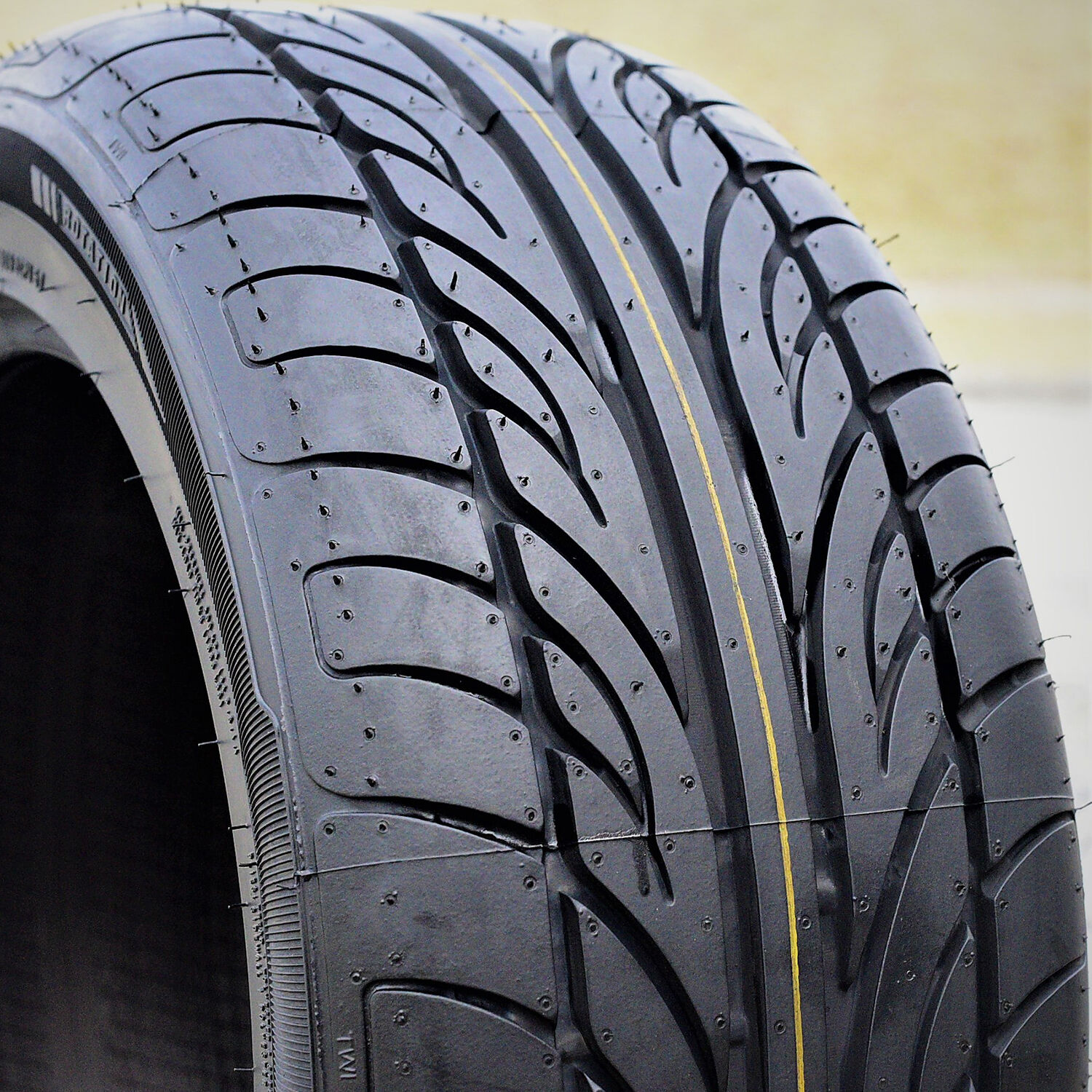 Forceum Hena 215/55R16 ZR 97W XL
